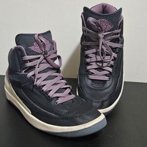 Nike Air Jordan 2 Retro/ F Women's/Off Noir/ Mauve/ DX4400-005/size 9.5